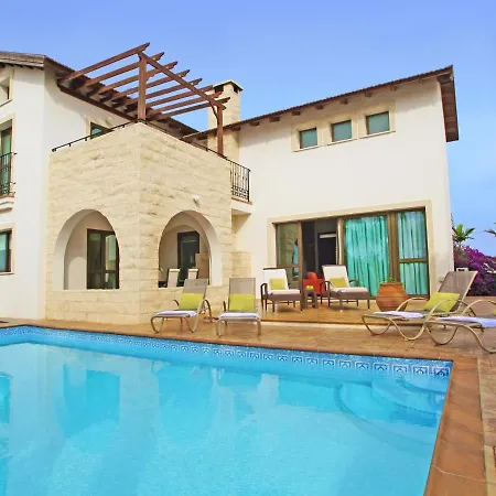 Athpen1 * Agia Napa